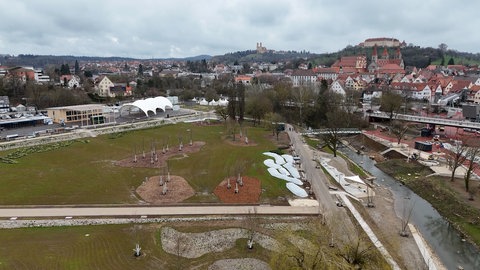 Das Gelände der Landesgartenschau 2026 in Ellwangen von oben - noch sind die Arbeiten nicht abgeschlossen.