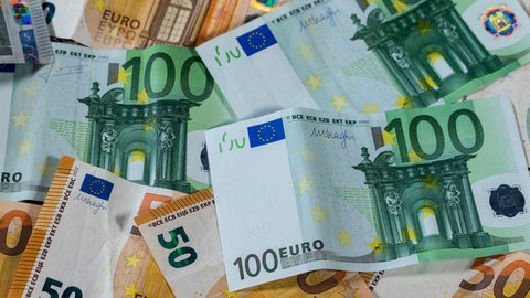 Kinderschutzbund Zweibrücken findet 9.000 Euro in Kleiderspende