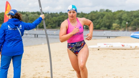 Rettungsschwimmerin Anna-Fiona Volz von der DLRG Nieder-OlmWörrstadt