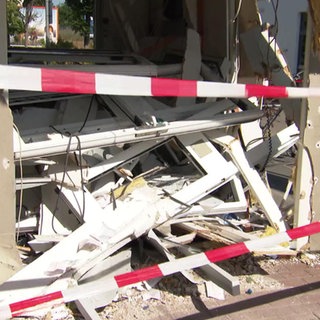 Ein gesprengter Geldautomat