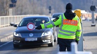 Im Rheinland-Pfalz-Trend haben sich 66 Prozent der Befragtenfür dauerhafte Grenzkontrollen ausgesprochen.