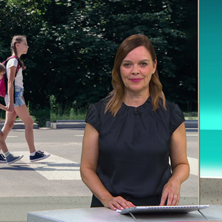 Nachrichtensprecherin Anke Neuzerling