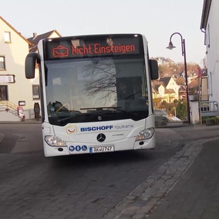 Wann fährt der letzte Bus