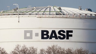 Der Chemiekonzern stellt seine Bilanzzahlen für das Jahr 2025 vor. 