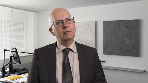 Der Landesdatenschutzbeauftragte Kugelmann rät, nur datenschutzkonforme Dashcams zu nutzen