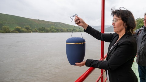 Flussbestattungen auf der Mosel: Nachfrage bisher übersichtlich (Symbolbild)
