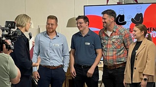 Die Gründer der AION GmbH werden als Gewinner des Landeswettbewerbs "startup innovativ 2026" ausgezeichnet. Die Startups werden mit jeweils 80.000 Euro gefördert.