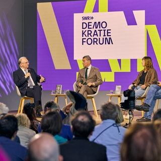 Michel Friedman und Gäste beim SWR Demokratieforum auf der Buchmesse