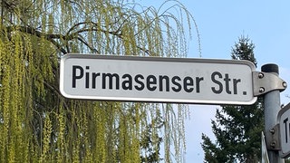 Straßenschild Pirmasenser Straße in Kaiserslautern