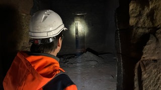 Der Himmelsbergstollen in Zweibrücken, ein historischer Luftschutzkeller aus Sandstein, wird nach Jahrzehnten wiederbelebt.