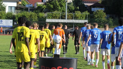 Beim VFB Waldmohr finden seit drei Jahren regelmäßig Jugend-Fußball-Turniere statt. Mannschaften aus aller Welt nehmen daran teil.