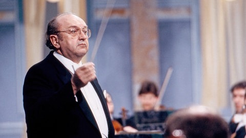Dirigent Emmerich Smola 1986 bei einem Konzert des SWF-Rundfunkorchesters