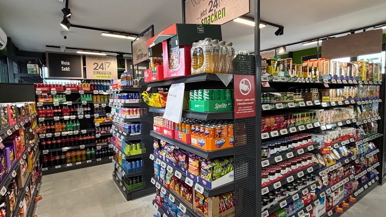 In der Schlossstraße in Pirmasens hat Wasgau einen neuen Supermarkt. 