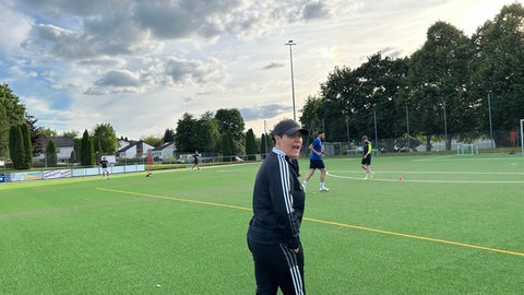Frau als Fußballtrainierin beim SV Ixheim-Zweibrücken.