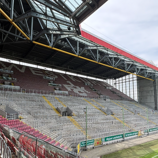 Im Fritz-Walter-Stadion in Kaiserslautern wird gerade umgebaut