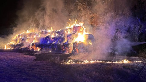 Heuballenbrand in Contwig