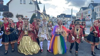 Das amerikanische Prinzenpaar der German American Mardi Gras Association (GAMGA), Prinz Timothy I. und Prinzessin Barbara I., sind auf Einladung der Möhnen aus Mülheim-Kärlich zu Gast und erleben die fünfte Jahreszeit am Rhein. 