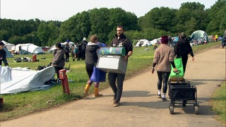 Am Pfingstmontag heißt es abbauen, einpacken und die Heimreise von Rock am Ring antreten. 