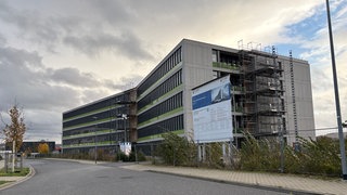 Der Rohbau des neuen Landesuntersuchungsamtes in Koblenz steht bereits.