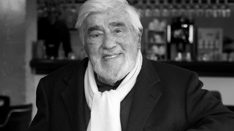 Schauspieler Mario Adorf starb am 08.04.2026 im Alter von 95 Jahren in seiner Wohnung in Paris.
