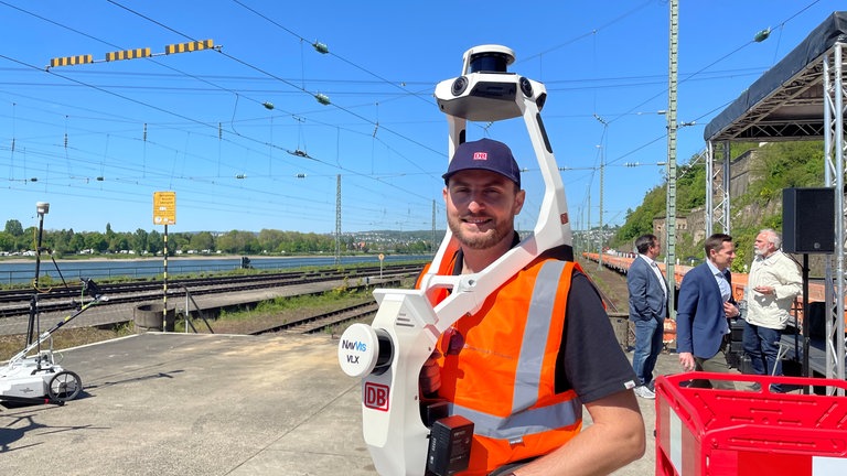 Die Deutsche Bahn überprüft die rechte Rheinstrecke in Koblenz.