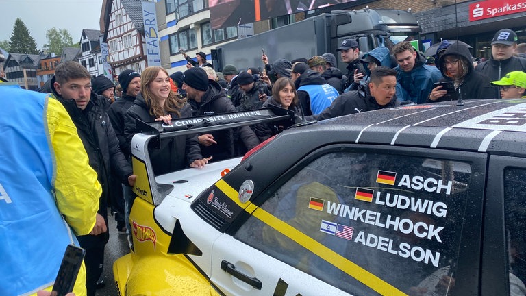 Beim Racing Day in Adenau war auch ein Auto des Rennteams "HWA Engineering Speed" mit dabei.
