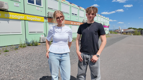 Bei der Flut im Ahrtal im Juli 2021 wurde das Are-Gymnasium stark beschädigt. Der Wiederaufbau der Schule dauert an. Die Schüler werden in Containern in der Grafschaft unterrichtet.