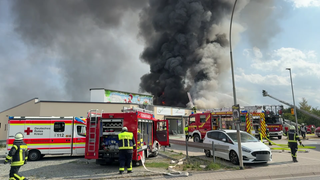 Der Einsatz der Feuerwehr im Gewerbegebiet in Siershahn