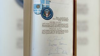 US-Präsident George Bush - auch er trug sich ins Goldene Buch ein
