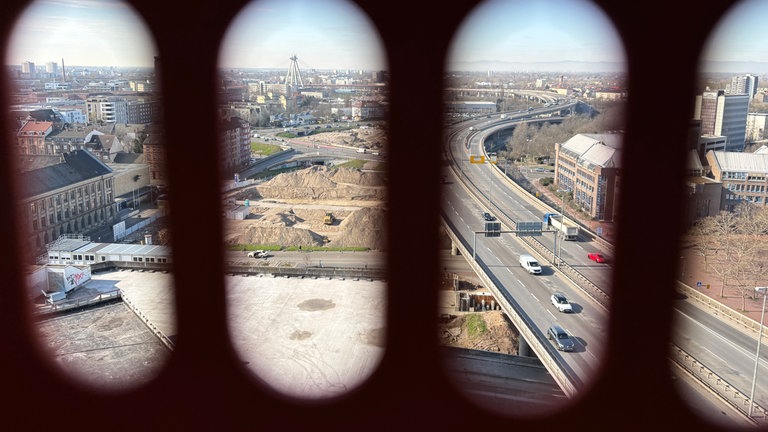 Blick auf die Stadt vom Rathaus-Center