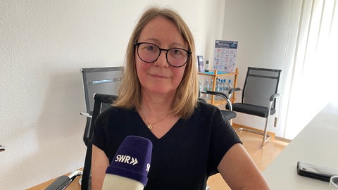 Claudia Krack von der Alzheimergesellschaft Rheinland-Pfalz in Ludwigshafen. Sie gibt Tipps für einen besseren Umgang mit dementen Menschen.