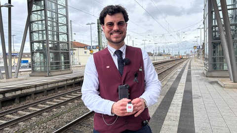 Zugbegleiter der Deutschen Bahn