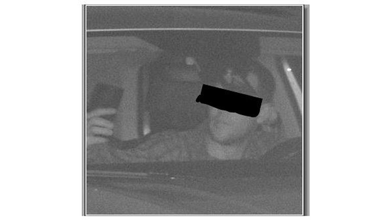Selfie im Augenblick des Blitzer-Fotos