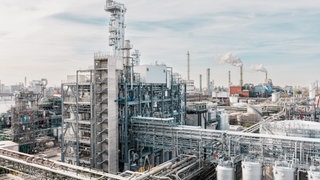Das Foto zeigt die neue Menthol-Anlage der BASF in Ludwigshafen.