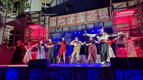 Bilder von der Generalprobe der Dreigroschen-Oper 