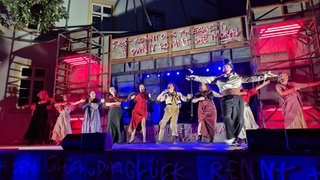 Bilder von der Generalprobe der Dreigroschen-Oper 