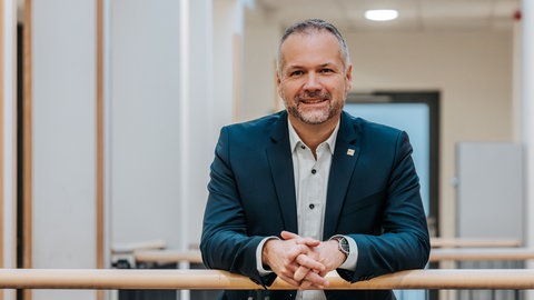 Lars Lamowski, Landesvorsitzender des Verbands Bildung und Erziehung VBE kritsiert die geplante Absetzung des Personalrates der Karolina-Burger-Realschule plus in Ludwigshafen