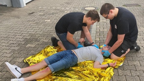 Wenn der Ernstfall geprobwird Beim Deutschen Roten Kreuz in Bad Kreuznach kann man sich zum Notfalldarsteller ausbilden lassen.