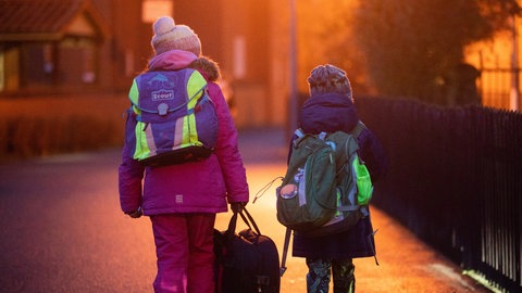 Die Polizei warnt vor falschen Informationen über Kinderansprecher und Panikmache in Whats-App-Gruppen.