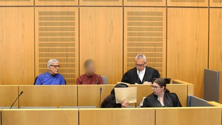 Am Landgericht Mainz wurden die Eltern einer 15-jährigen zu lebenslanger Haft verurteilt. 