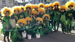 Blumenpower in Trier: Diese Truppe sorgt für Frühlingsgefühle. 