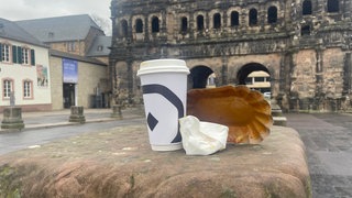 Die IHK Trier kritisiert die Pläne der Stadt Trier für eine Steuer auf Einwegverpackungen. Dadurch würde der Coffee-to-go oder ein Imbiss teurer. Viele Kunden würde das vom Kauf abhalten.