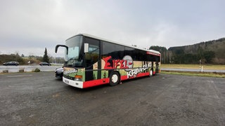 Der Krimibus soll am 30. Januar in die Ukraine überführt werden, um dort im Kriegsgebiet zu helfen.