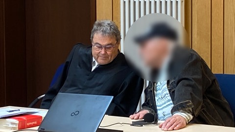 Ein Vermieter muss sich wegen unterlassener Hilfeleistung vor dem Amtsgericht Daun verantworten