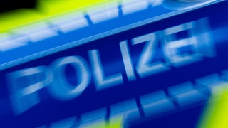 In Kinderbeuern im Kreis Bernkastel-Wittlich ist am Mittwochabend ein 20-Jähriger bei einem Streit schwer verletzt worden. 
