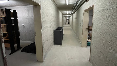 Der frühere Atomschutzbunker in Wittlich liegt unter der Kurfürst-Balduin-Realschule in Wittlich. Die meisten Räume sind leer, in manchen lagert das Kreisarchiv noch Akten. 