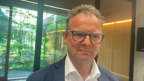 Kriegsgefahr in Deutschland: Landrat Stefan Metzdorf (SPD) fordert klare Vorgaben vom Bund - ohne Unterstützung drohe den Kommunen bei Zivilschutz und Schutzräumen die Überforderung.