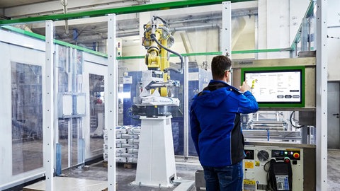 In der Fabrik in Salmtal werden solche Roboter entwickelt. Damit es weitergeht, braucht die Firma einen neuen Investor. 