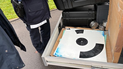 Die Passpunktplatten dienen dazu, dass das 3D-Modell hinterher maßstabsgetreu ist.