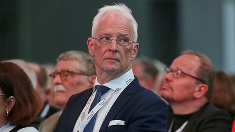 Leibe-Rücktritt gefordert: Die Trierer Stadtratsfraktionen von Grünen und FDP wollen das wegen Unstimmigkeiten rund um die Theatersanierung.